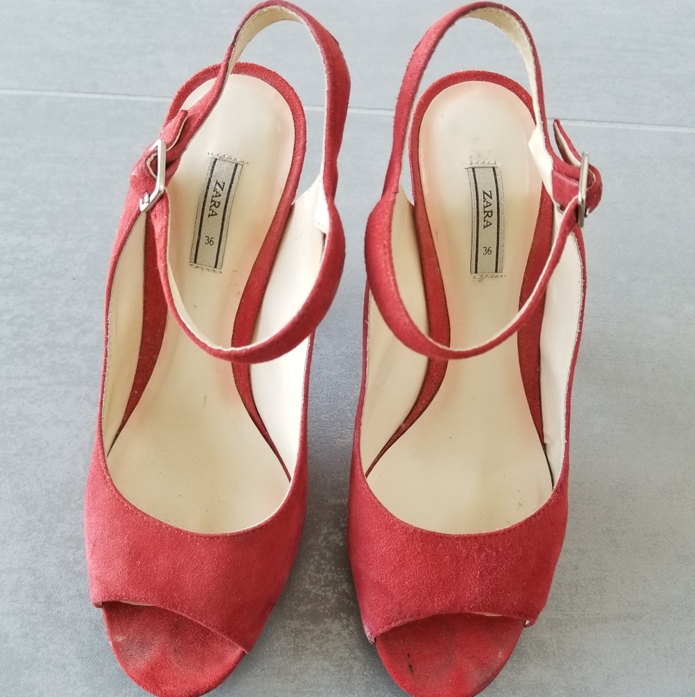 Zara hilled sandal/shoes